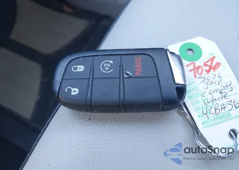 2020 Jeep Compass Limited 4X4 from USA, damaged, VIN 3C4NJDCB3LT244952